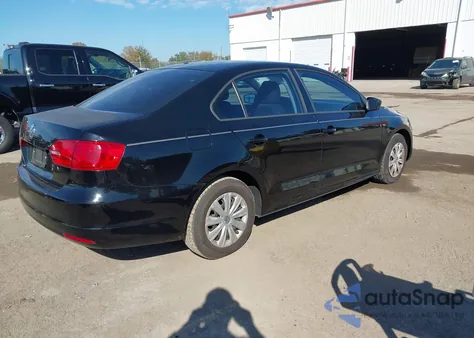 2014 Volkswagen Jetta 2.0L S z USA, uszkodzony, nr VIN 3VW2K7AJ6EM354304